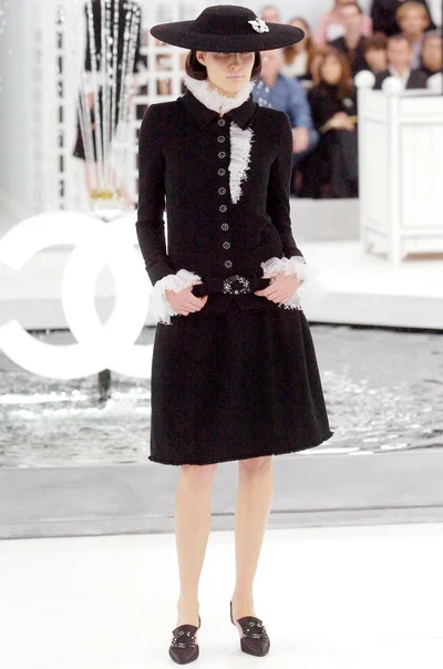 Look 11
